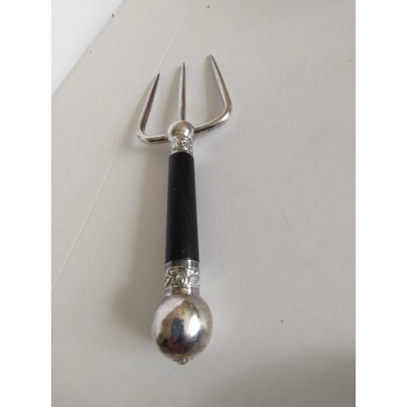 Antique Silver Plate Three Prong Toaster Fork William Hutton & Sons 1900's 7 " - Picture 10 of 12